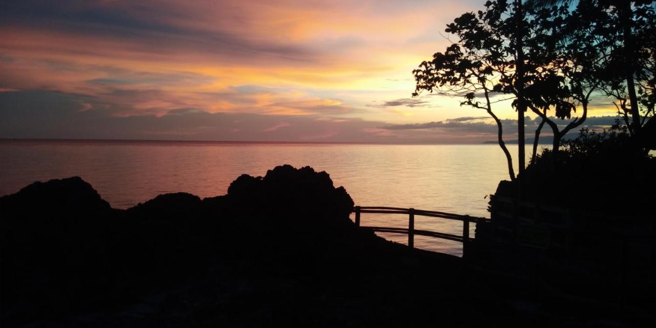 Anda Poseidon'S Beach Resort Buitenkant foto
